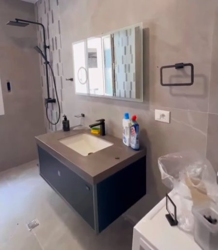 Tirane, shitet apartament 1+1+Aneks+Ballkon Kati 4, 60 m² 120.000 € (Rruga e Kroit pranë Kopshtit Zoologjik)