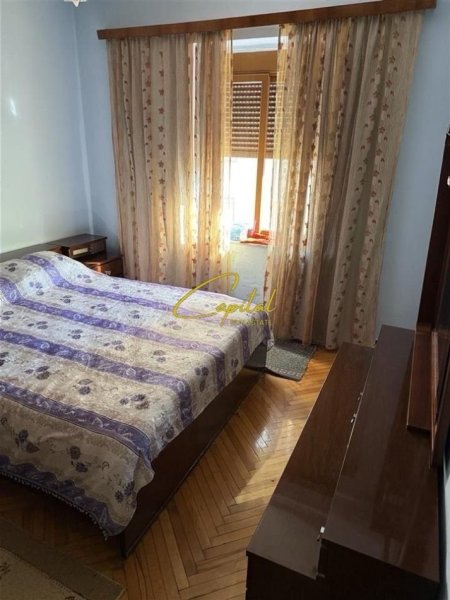 Tirane, jepet me qera apartament 2+1 Kati 4, 65 m² 500 € (VASIL SHANTO)