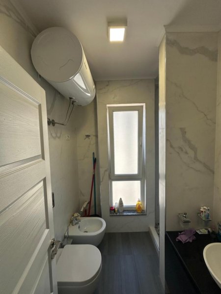 Tirane, shitet apartament 1+1 , 59 m² 115.000 € (Ish Fusha Aviacionit)
