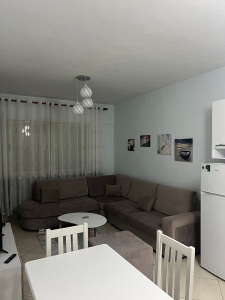 Tirane, jepet me qera apartament 1+1 Kati 5, 60 m² 450 € (Don Bosko)