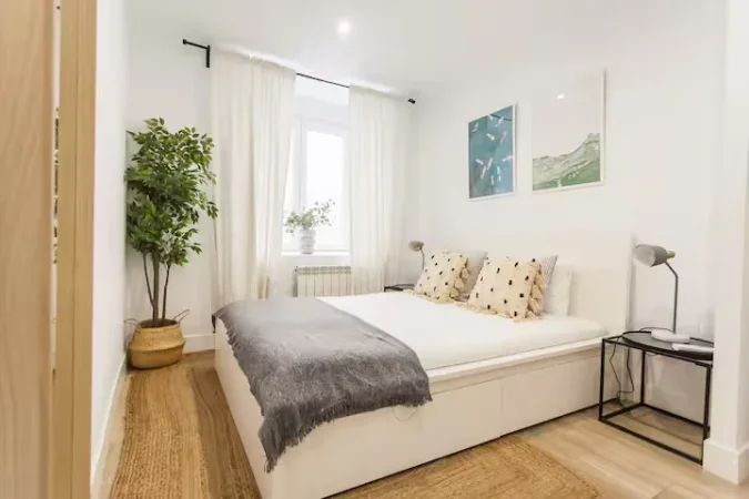 Tirane, jepet me qera apartament 1+1+Ballkon Kati 3, 70 m² 500 € (siri kodra)