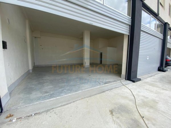 Tirane, jepet me qera apartament 1+1 Kati 2, 60 m² 400 € (Fresku)