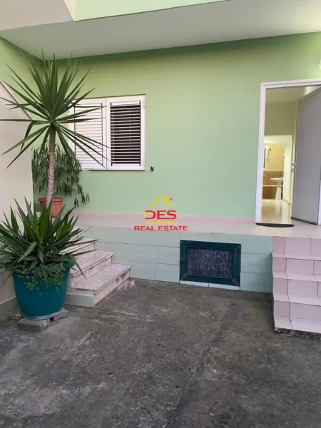 Tirane, jepet me qera 1+1 Kati 0, 63 m² 400 € (Jordan Misja)