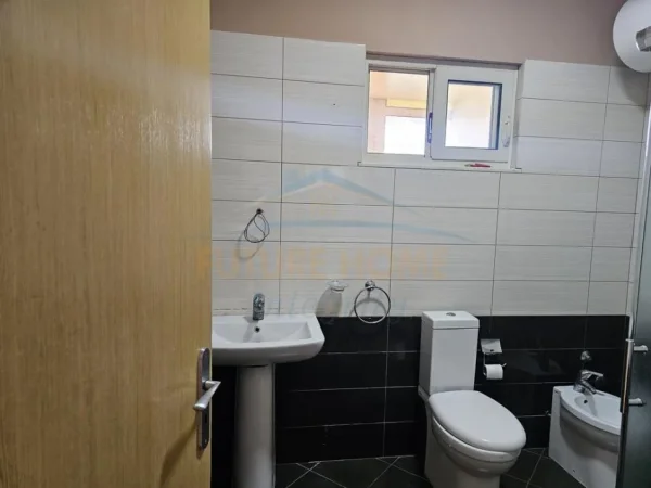Tirane, shitet apartament duplex Dublex Kati 5, 112 m² 160.000 € (Ish Tregu Elektrik)