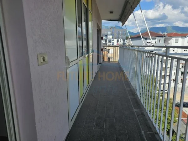 Tirane, shitet apartament duplex Dublex Kati 5, 112 m² 160.000 € (Ish Tregu Elektrik)