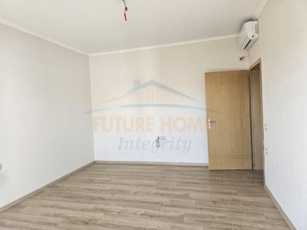 Tirane, shitet apartament duplex Dublex Kati 5, 112 m² 160.000 € (Ish Tregu Elektrik)