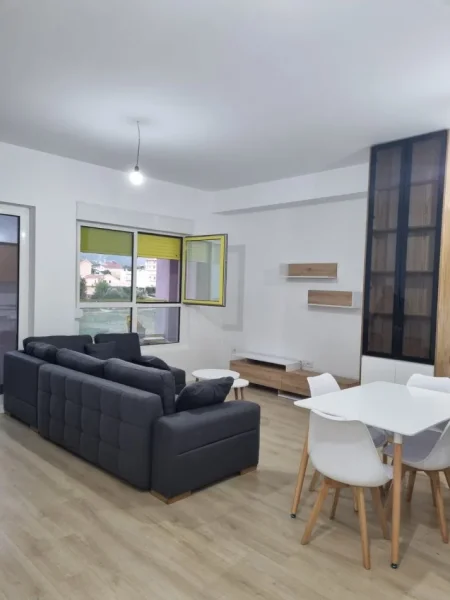 Tirane, jepet me qera apartament 2+1 Kati 3, 86 m² 500 € (Ali Demi)