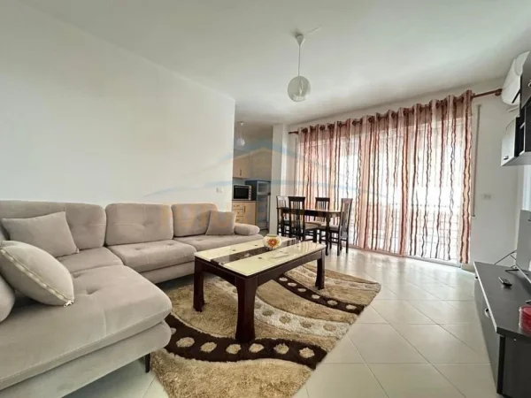 Tirane, jepet me qera apartament 1+1 Kati 1, 97 m² 400 € (unaza e re)