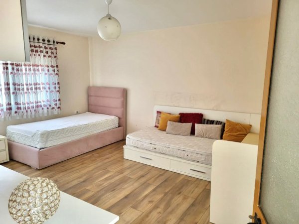 Me Qera: 2+1+Verande 📍Selvia (590€/Muaj) me Verande