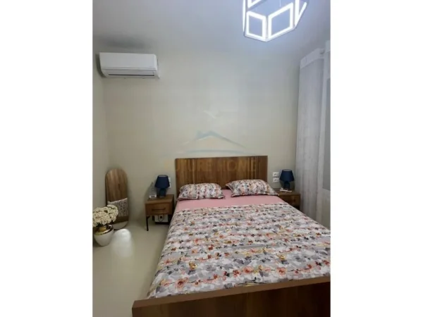 Lura 3, Gjiri Lalezit, shitet apartament 2+1 Kati 0, 182 m² 295.000 € (Gjiri Lalezit)