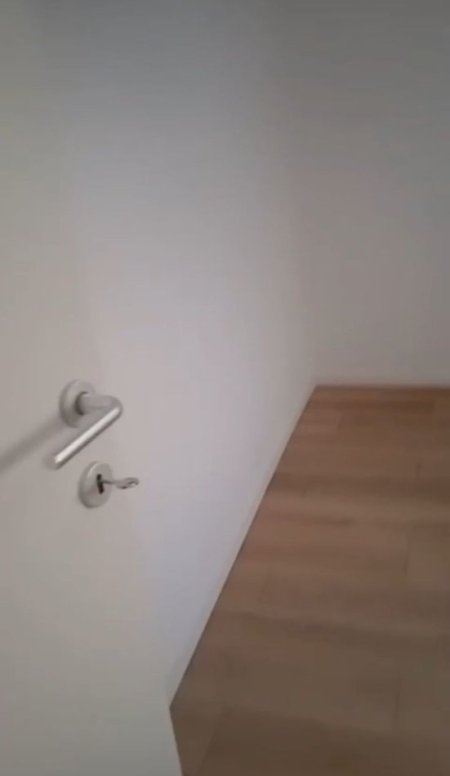 Tirane, jepet me qera apartament 1+1 Kati 4, 52 m² 400 € (21 Dhjetori, prane Cerdhes Nr. 35)