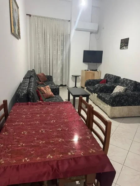 Tirane, jepet me qera apartament 2+1 Kati 2, 80 m² 400 € (Jepet me Qera Super Apartamenti 2+1 ne Astir Perballe Sanatana.)