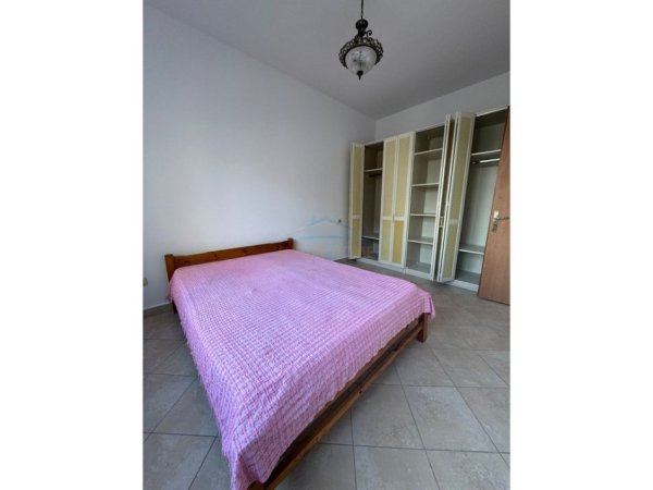 Tirane, jepet me qera apartament 1+1+Ballkon Kati 5, 54 m² 450 € (Rruga Panorama)