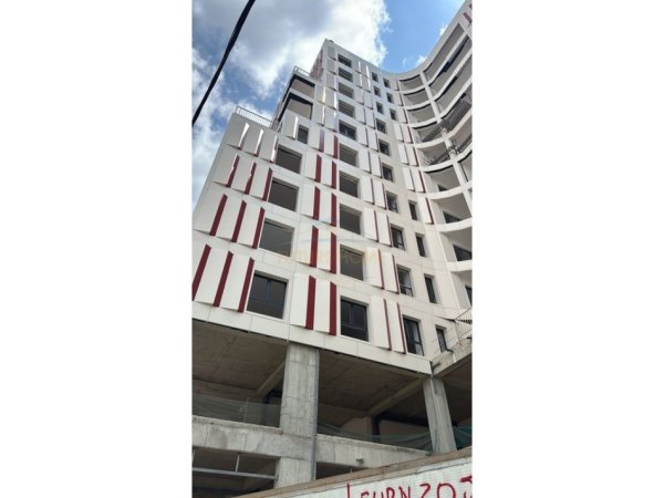 Tirane, shitet apartament 3+1 Kati 6, 246 m² 468.000 € (Zogu i Zi)