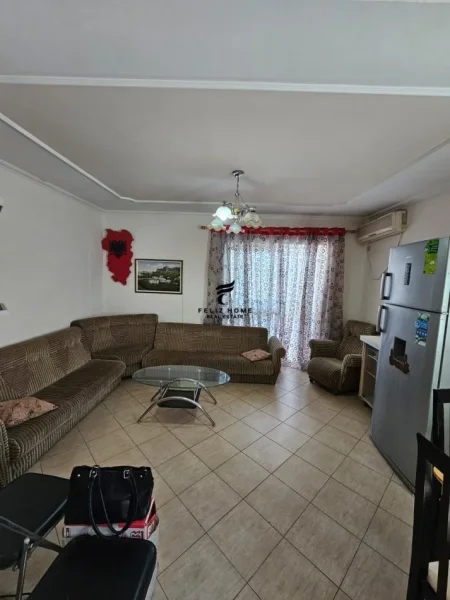 APARTAMENT ME QERA 2+1 PAZARI I RI 60.000 LEKE