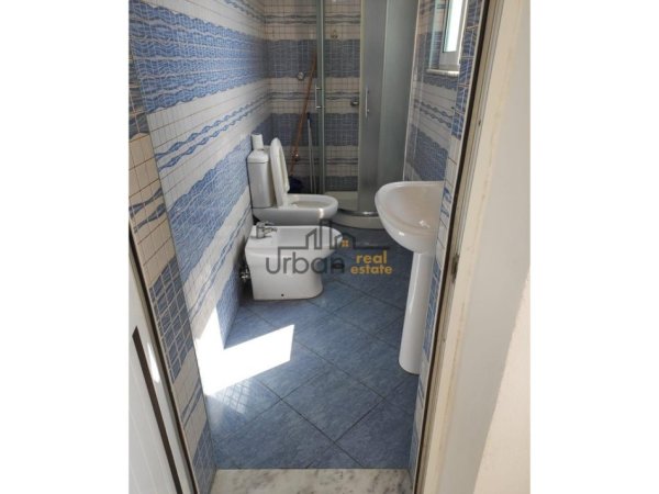 Tirane, shitet apartament 1+1+Ballkon Kati 4, 62 m² 95.000 € (Prane Shkolles Bajram Curri)