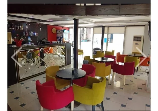 Tirane, shitet lokal Kati 0, 150 m² 135.000 € (YZBERISHT)