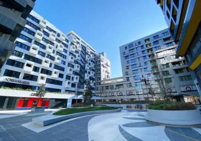 Tirane, jepet me qera dyqan Kati 0, 165 m² 2.250 € (Square21)