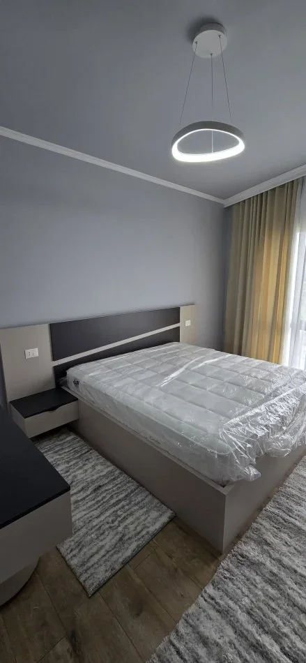 Ofrohet me qira apartament (2+1+2) plus postparkim, Liqeni i Thate (LIQENI I THATE)