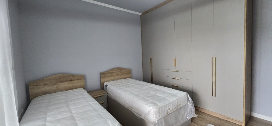 Ofrohet me qira apartament (2+1+2) plus postparkim, Liqeni i Thate (LIQENI I THATE)