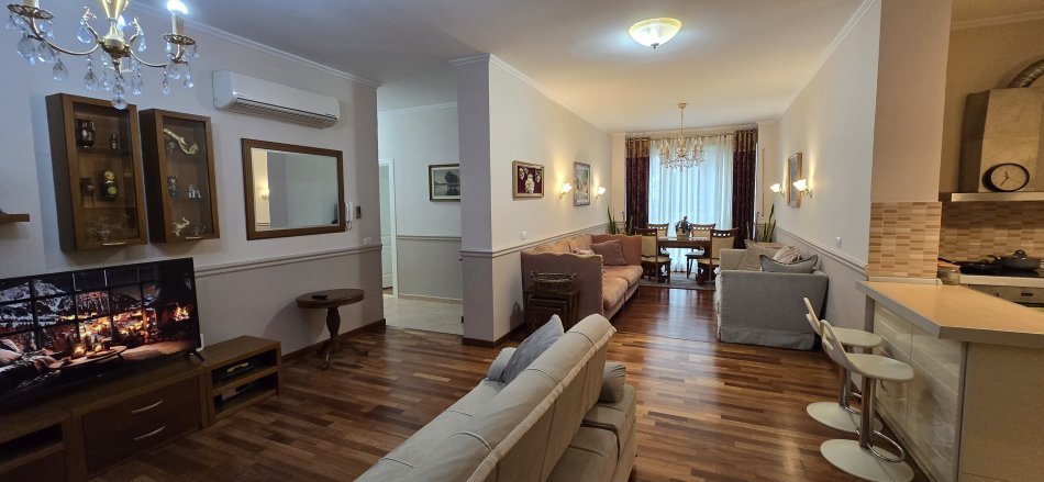 Apartament 2+1+Garazh pranë Kopshtit Zoologjik per vetem 1000 euro/muaj