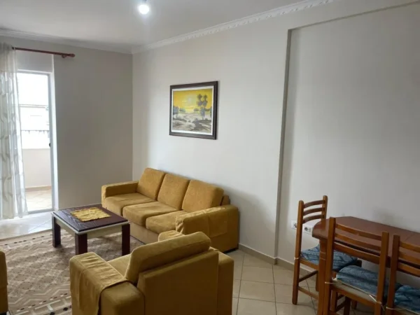 Tirane, jepet me qera apartament 1+1 Kati 9, 70 m² 350 € (astir)