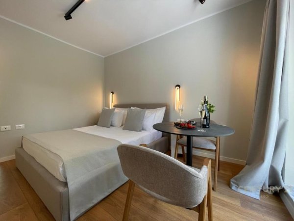 Tirane, shitet garsonier 1+1 Kati 2, 48 m² 170.000 € (Brryli)