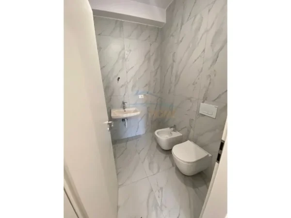Tirane, shitet apartament 2+1 Kati 6, 87 m² 140.000 € (Rruga Kont Leopold Bertold)
