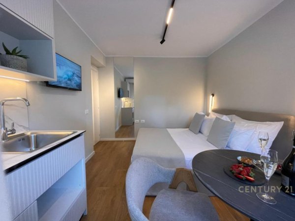 Tirane, shitet garsonier 1+1 Kati 2, 48 m² 170.000 € (Brryli)