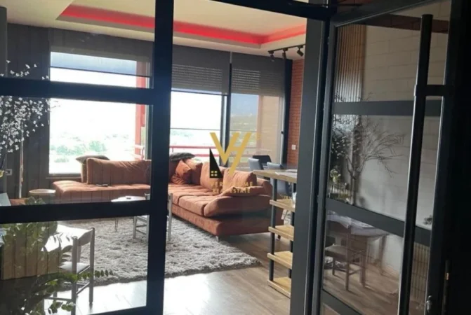 Tirane, jepet me qera apartament 3+1+Ballkon Kati 4, 320 m² 1.900 € (RRUGA PETI)