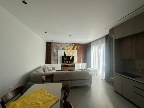 Tirane, jepet me qera Vile 2+1+Ballkon Kati 0, 300 m² 1.500 € (RRUGA E VILAVE)