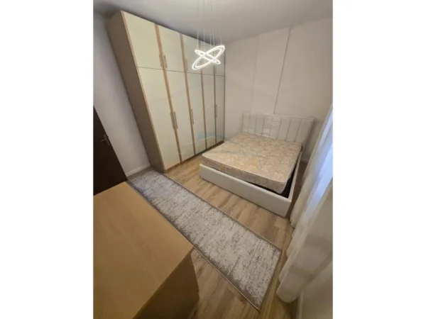 Durres, shes apartament 1+1+Ballkon Kati 2, 70 m² 88.000 € (Shkembi i Kavajes)