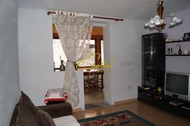 Tirane, shitet apartament 2+1 Kati 1, 65 m² 150.000 € (SELVIA)