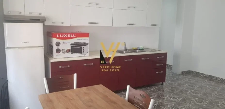 Tirane, jepet me qera apartament 2+1+Ballkon Kati 4, 93 m² 600 € (SHESHI WILLSON)