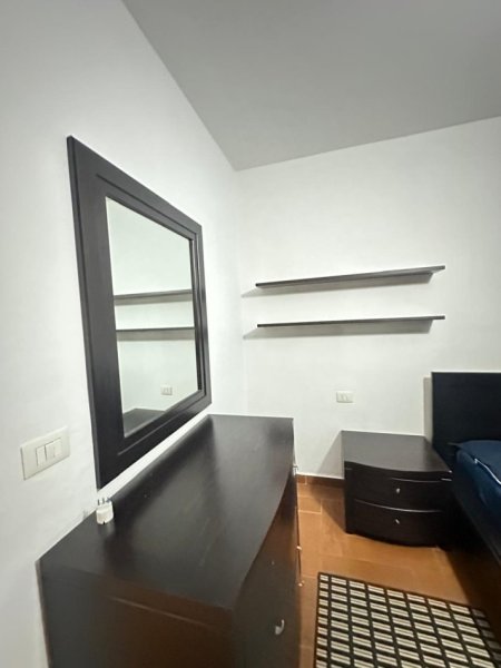 Tirane, jap me qera apartament 1+1+Ballkon Kati 5, 83 m² 550 € (Don Bosko)