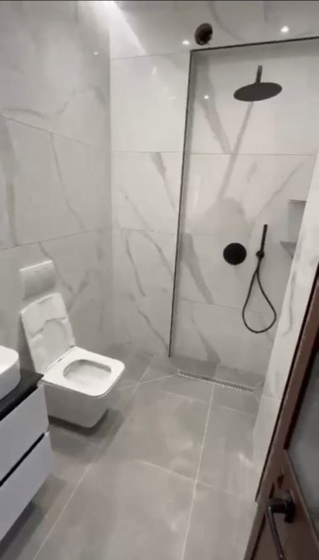 Tirane, jepet me qera Vile 2+1 Kati 2, 80 m² 500 € (ZOGU I ZI)