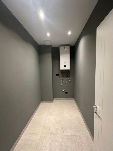 Tirane, shitet apartament 1+1 , 120 m² 430.540 € (Rruga e Elbasanit)