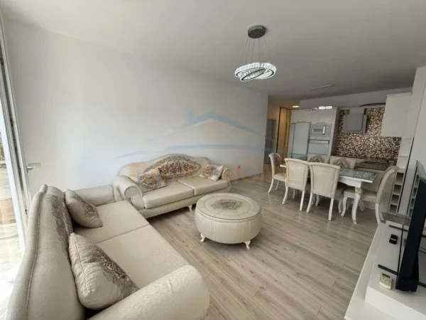 Tirane, shitet apartament 2+1+Ballkon Kati 5, 88 m² 248.000 € (( + Post Parkimi) Zogu i Zi)