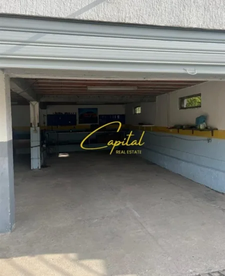 Tirane, jepet me qera magazine Kati 0, 800 m² 500 € (VAQARR)