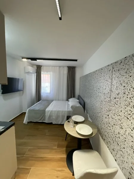 shitet , 330.000 €