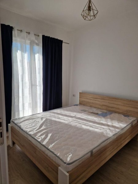 Tirane, jepet me qera apartament Kati 1, 50 m² 350 € 