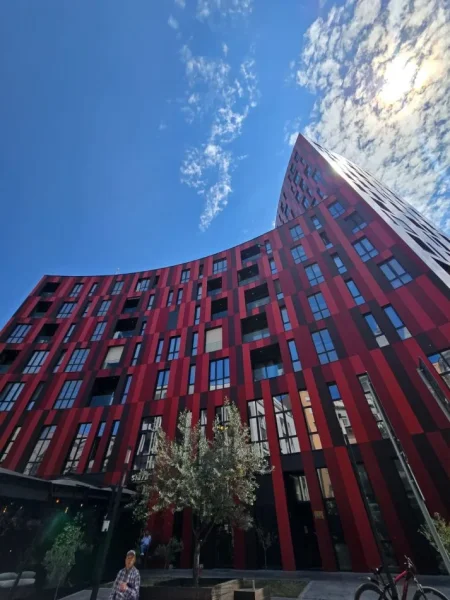 Tirane, shitet dyqan , 55 m² 310.000 € (Pallati Park Gate)