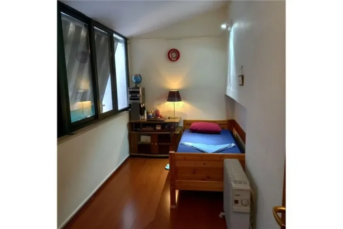 Tirane, jepet me qera apartament 2+1 , 80 m² 600 € (Don bosko)