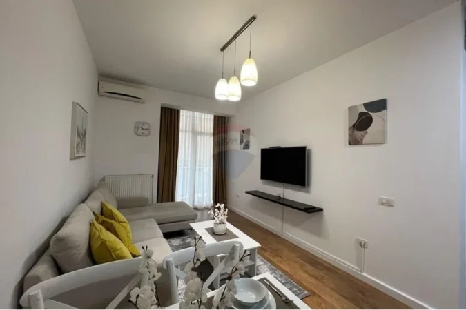Tirane, jepet me qera apartament 1+1 , 70 m² 700 € (Kika 2)