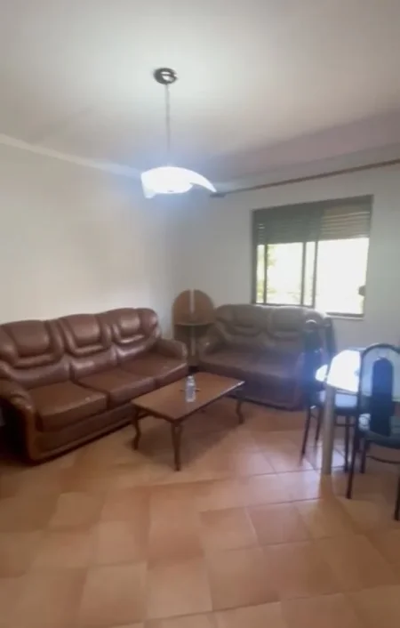 Tirane, shitet apartament 2+1 Kati 2, 71 m² 115.000 € (Prane Fax News)