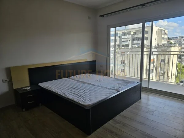Tirane, shitet apartament 3+1 Kati 5, 112 m² 160.000 € (Tregu Elektrik)