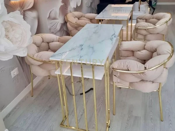 Fier, shitet ambjent biznesi Kati 0, 13.000 m² 590.000 € (Neom115179)