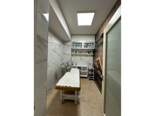 Tirane, shes AMBIENT KOMERCIAL DHE BIZNES BEAUTY SPACE! 180.000 €