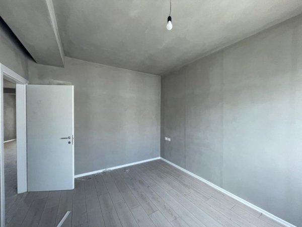Tirane, jepet me qera apartament 2+1+Ballkon Kati 7, 85 m² 500 € (Astir-River Residence)