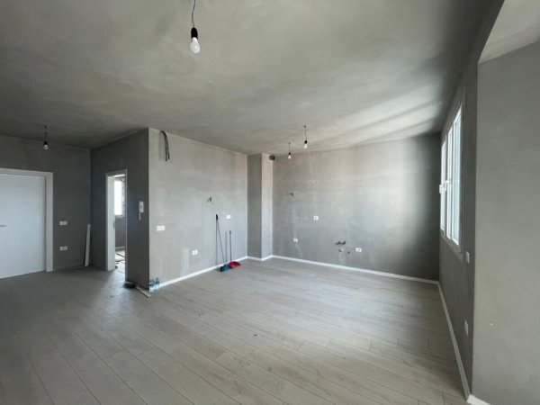Tirane, jepet me qera apartament 2+1+Ballkon Kati 7, 85 m² 500 € (Astir-River Residence)